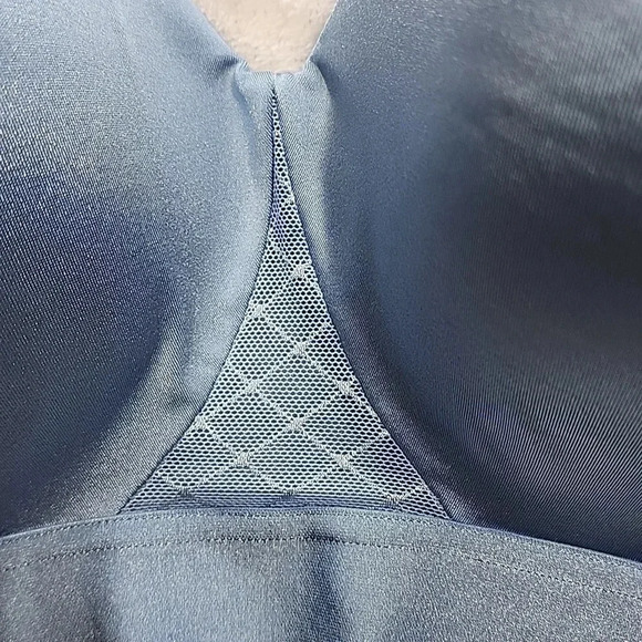 Women's Bali One Smooth U Bounce Control Wireless Bra, Size 40D, Blue, NWT - Picture 12 of 13